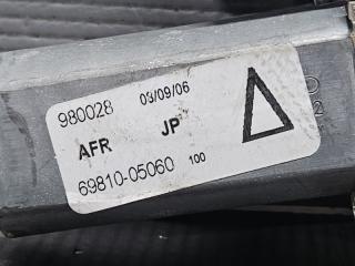 Стеклоподъемник правый передний Toyota AVENSIS AZT251 2AZ 3 ракурс Стеклоподъемник правый передний Toyota AVENSIS AZT251 2AZ 3 ракурс