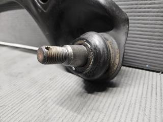 Рычаг правый передний Toyota ISIS ANM10 1AZ 48069-29255 2 ракурс