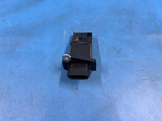 Датчик расхода воздуха Nissan SERENA C25 MR20 22680 7S000 4 ракурс