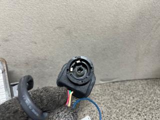 Блок ксенона Mazda DEMIO DY3W, DY5W W3T11371 3 ракурс