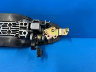 Ручка двери правая задняя Mazda MPV LW3W, LW5W, LWEW, LWFW FS 5 ракурс