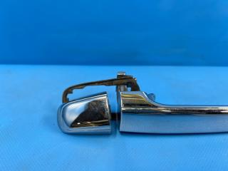 Ручка двери правая задняя Toyota VOXY AZR60, AZR65 1AZ 69230-58010 2 ракурс
