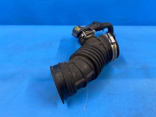 Патрубок воздушн.фильтра Nissan BLUEBIRD SYLPHY KG11 MR20 16576-ED800 5 ракурс