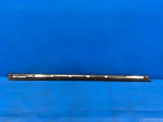 Молдинг на дверь правый передний Nissan TEANA J31, TNJ31, PJ31 VQ23 80876-9Y006 4 ракурс