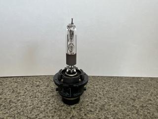 Лампа ксенон Subaru IMPREZA GP2 84920AE010, OSRAM D2R 2 ракурс