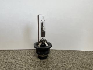 Лампа ксенон Subaru IMPREZA GP2 84920AE010, PHILIPS D2R 1 ракурс