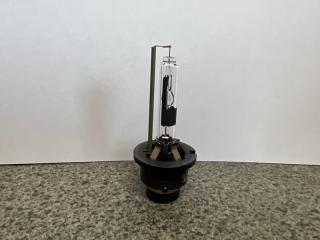 Лампа ксенон Toyota PRIUS NHW20 90981-20028, HARISON D4R 35W 2 ракурс Лампа ксенон Toyota PRIUS NHW20 90981-20028, HARISON D4R 35W 2 ракурс