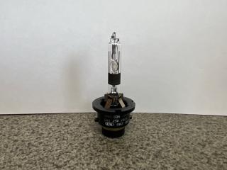 Лампа ксенон Toyota PRIUS NHW20 90981-20028, HARISON D4R 35W 1 ракурс Лампа ксенон Toyota PRIUS NHW20 90981-20028, HARISON D4R 35W 1 ракурс