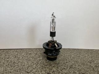 Лампа ксенон Toyota PRIUS NHW20 90981-20028, HARISON D4R 35W 1 ракурс Лампа ксенон Toyota PRIUS NHW20 90981-20028, HARISON D4R 35W 1 ракурс