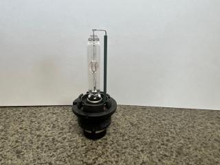 Лампа ксенон Toyota ISIS ANM10 1AZ 90981-20028, OSRAM D4S. 35W 3 ракурс Лампа ксенон Toyota ISIS ANM10 1AZ 90981-20028, OSRAM D4S. 35W 3 ракурс