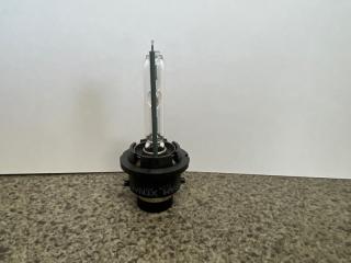 Лампа ксенон Toyota ISIS ANM10 1AZ 90981-20028, OSRAM D4S. 35W 1 ракурс Лампа ксенон Toyota ISIS ANM10 1AZ 90981-20028, OSRAM D4S. 35W 1 ракурс