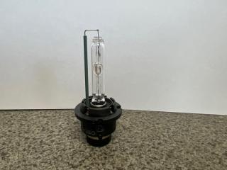 Лампа ксенон Toyota ISIS ANM10 1AZ 90981-20028, OSRAM D4S. 35W 2 ракурс Лампа ксенон Toyota ISIS ANM10 1AZ 90981-20028, OSRAM D4S. 35W 2 ракурс