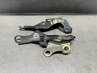 Петля капота Toyota AVENSIS AZT251 2AZ 53410-05060 4 ракурс