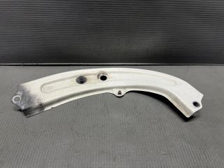 Планка под фары правая передняя Toyota ISIS ZGM10 2ZR 53213-44020 4 ракурс