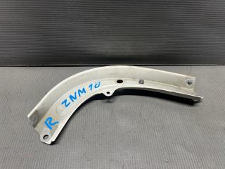 Планка под фары правая передняя Toyota ISIS ZGM10 2ZR 53213-44020 5 ракурс