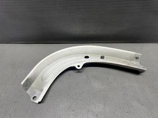 Планка под фары правая передняя Toyota ISIS ZGM10 2ZR 53213-44020 5 ракурс