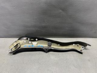 Планка телевизора правая Toyota AVENSIS ZRT272 3ZR 53202-05030 5 ракурс