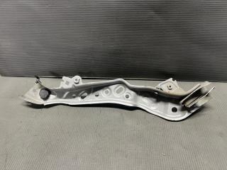 Планка телевизора правая Toyota PRIUS ZVW30 2ZR 53747-47010 5 ракурс