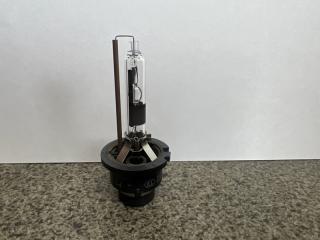 Лампа ксенон Toyota NADIA ACN15 81128-44170, D2R PHILIPS 35W 3 ракурс Лампа ксенон Toyota NADIA ACN15 81128-44170, D2R PHILIPS 35W 3 ракурс
