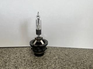 Лампа ксенон Toyota NADIA ACN15 81128-44170, D2R PHILIPS 35W 1 ракурс Лампа ксенон Toyota NADIA ACN15 81128-44170, D2R PHILIPS 35W 1 ракурс