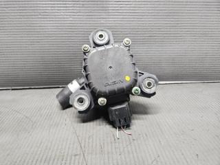 Помпа инвертора Toyota PRIUS ZVW30 2ZR ,G9040-48020 ,G9040-48020 1 ракурс Помпа инвертора Toyota PRIUS ZVW30 2ZR ,G9040-48020 ,G9040-48020 1 ракурс