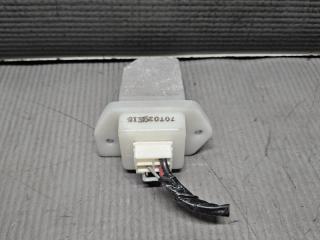 Реостат передний Nissan SERENA C25, CC25, CNC25, NC25 MR20 27226-70T03 3 ракурс Реостат передний Nissan SERENA C25, CC25, CNC25, NC25 MR20 27226-70T03 3 ракурс