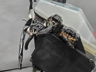 Главный тормозной цилиндр Toyota PROGRES JCG10 1JZ 47050-51010, 47210-51041 5 ракурс