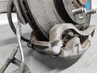 Ступица левая передняя Toyota ISIS ZGM10 2ZR 43212-44040 5 ракурс Ступица левая передняя Toyota ISIS ZGM10 2ZR 43212-44040 5 ракурс