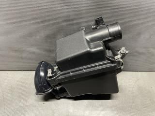 Корпус воздушного фильтра Toyota SIENTA NHP170 1NZFXE 17700-21200 4 ракурс Корпус воздушного фильтра Toyota SIENTA NHP170 1NZFXE 17700-21200 4 ракурс