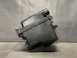 Корпус воздушного фильтра Toyota AQUA NHP10 1NZFXE 17700-21200 1 ракурс