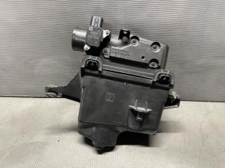 Корпус воздушного фильтра Toyota AQUA NHP10 1NZFXE 17700-21200 5 ракурс