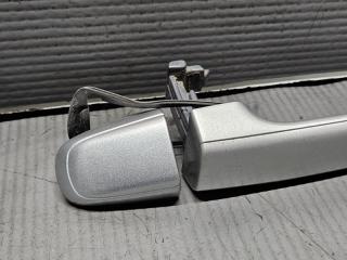 Ручка двери правая задняя Toyota VOXY AZR60, AZR65 1AZ 69230-58010 2 ракурс