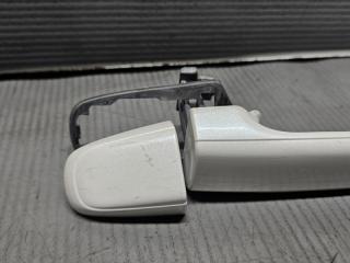 Ручка двери правая задняя Toyota VOXY AZR60, AZR65 1AZ 69230-58010 2 ракурс