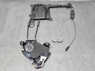 Доводчик двери левый задний Toyota VOXY ZRR70, ZRR75 3ZR 85006-28060 5 ракурс