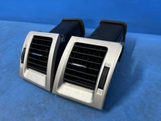 Воздуховод Toyota VOXY AZR60 1AZ 3 ракурс
