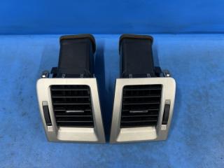 Воздуховод Toyota VOXY AZR60 1AZ 4 ракурс