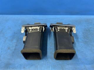 Воздуховод Toyota VOXY AZR60 1AZ 5 ракурс