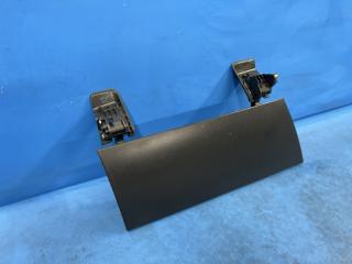 Крышка бардачка левая передняя Toyota VOXY AZR60 1AZ 55042-28030 2 ракурс Крышка бардачка левая передняя Toyota VOXY AZR60 1AZ 55042-28030 2 ракурс