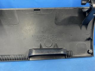 Крышка бардачка левая передняя Toyota VOXY AZR60 1AZ 55042-28030 5 ракурс