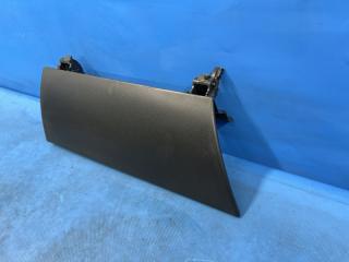 Крышка бардачка левая передняя Toyota VOXY AZR60 1AZ 55042-28030 3 ракурс