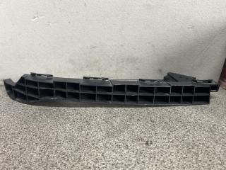 Крепление бампера правое переднее Honda STREAM RN6 R18A 71140-SMC-000 1 ракурс
