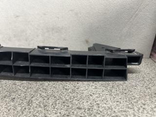 Крепление бампера правое переднее Honda STREAM RN6 R18A 71140-SMC-000 4 ракурс