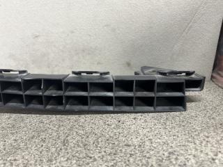 Крепление бампера правое переднее Honda STREAM RN6 R18A 71140-SMC-000 4 ракурс