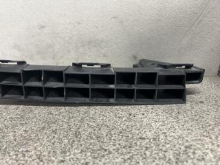 Крепление бампера правое переднее Honda STREAM RN6 R18A 71140-SMC-000 4 ракурс