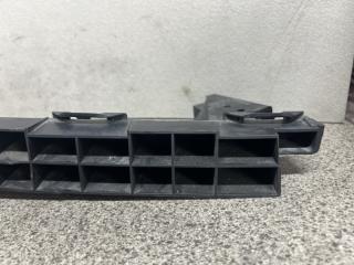 Крепление бампера правое переднее Honda STREAM RN6 R18A 71140-SMC-000 2 ракурс