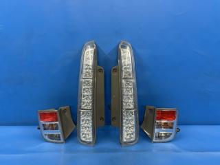 Стоп задний Toyota ISIS ZGM10 2ZR 44-70 1 ракурс