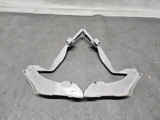 Петля капота Nissan STAGEA M35 VQ25 65400AL500 1 ракурс Петля капота Nissan STAGEA M35 VQ25 65400AL500 1 ракурс