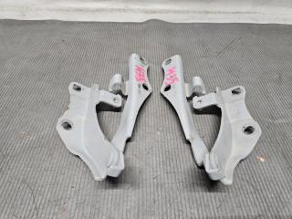 Петля капота Nissan STAGEA M35 VQ25 65400AL500 2 ракурс Петля капота Nissan STAGEA M35 VQ25 65400AL500 2 ракурс