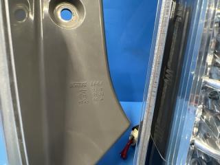 Стоп задний Toyota ISIS ZGM10 2ZR 44-70 4 ракурс