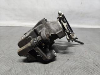 Суппорт левый задний Toyota BLADE AZE156 2AZ 47850-12240 2 ракурс